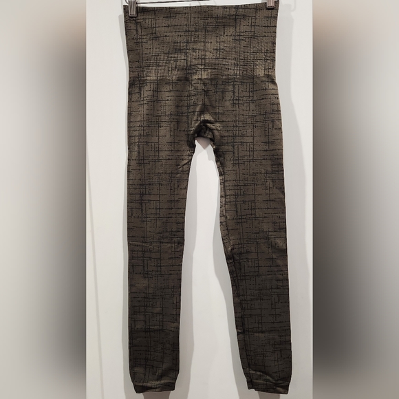 SPANX Look at Me Now Seamless Tummy Control Ankle Leggings Green 1X Plus Size - Picture 1 of 5